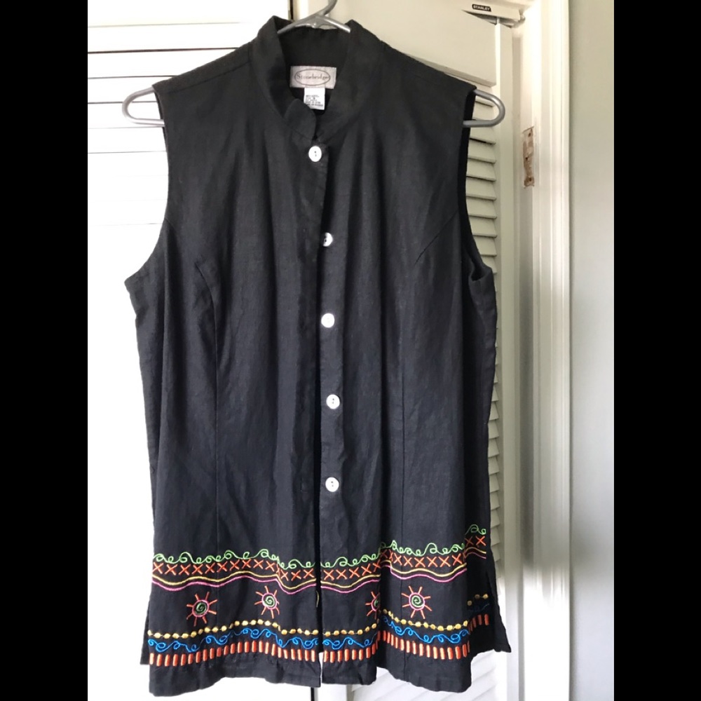 Sleeveless linen blend embroidered top